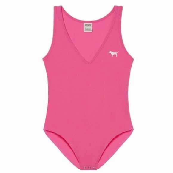 VICTORIAS SECRET PINK NEWEST VNECK DOG TEESHIRT COLOR SIZE